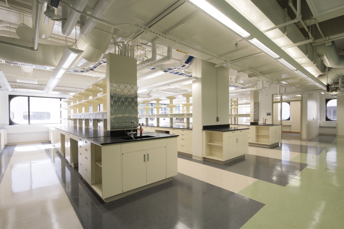 FCA Penn State Hershey College of Medicine Teaching Wing Laboratory